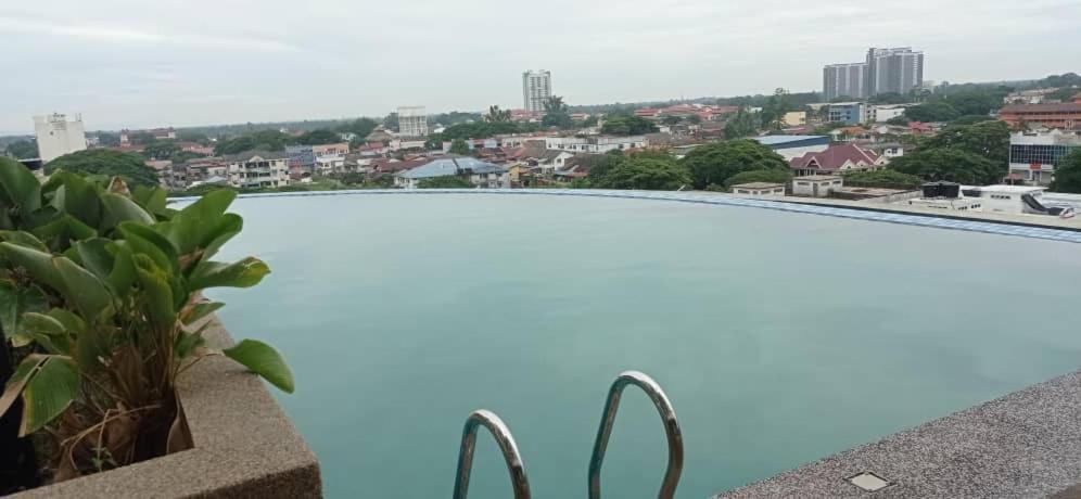 Kb Studio @D'Perdana Apartment كوتا بْهارو المظهر الخارجي الصورة