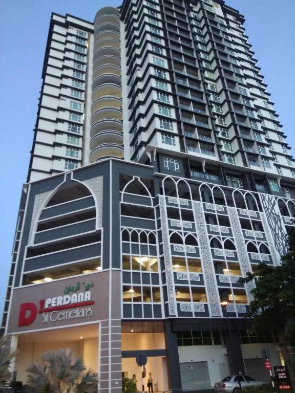 Kb Studio @D'Perdana Apartment كوتا بْهارو المظهر الخارجي الصورة